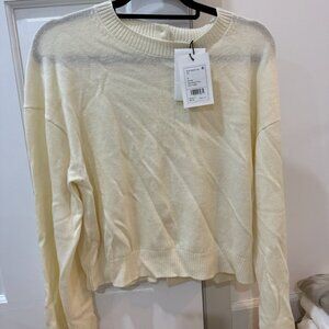 Theory Off White Woolinen Sweater New With Tags